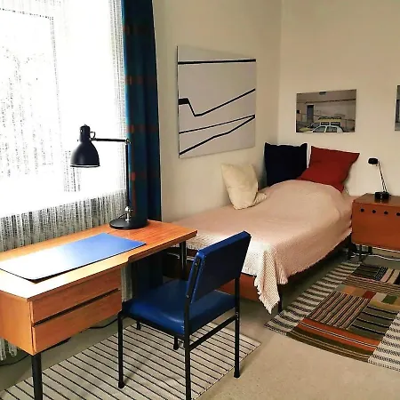 Rosen - Apartamento *